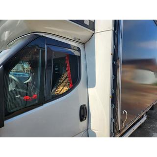 Wkładane owiewki szyb (przyciemniane, 2 szt., Cagatay) Iveco Daily 2014- zdjęcia 2