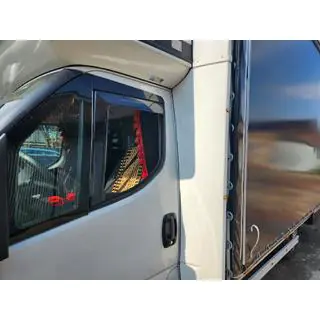 Wkładane owiewki szyb (przyciemniane, 2 szt., Cagatay) Iveco Daily 2014- zdjęcia 2