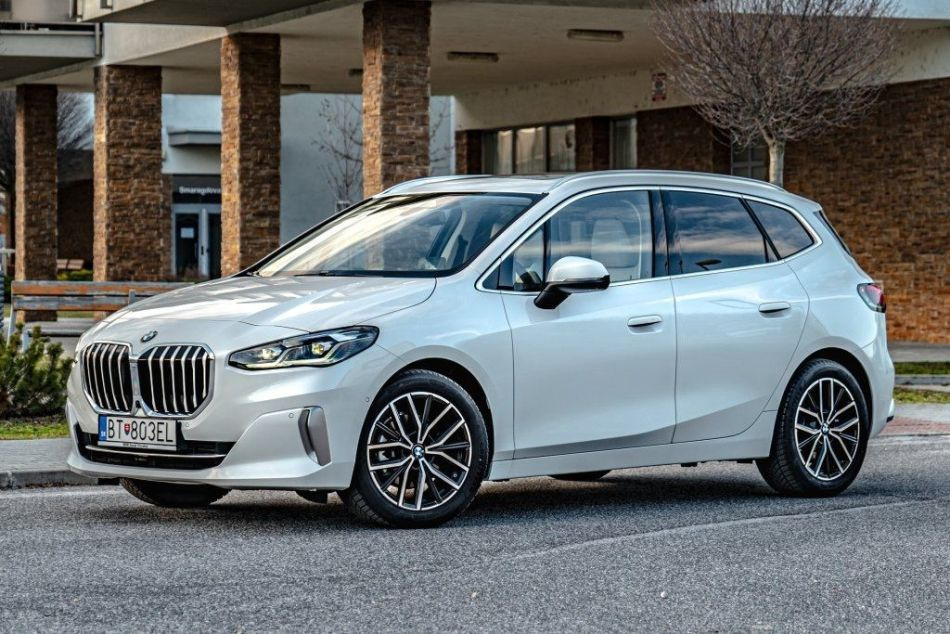 Recenzja drugiej generacji kompaktowego vana BMW serii 2 Active Tourer