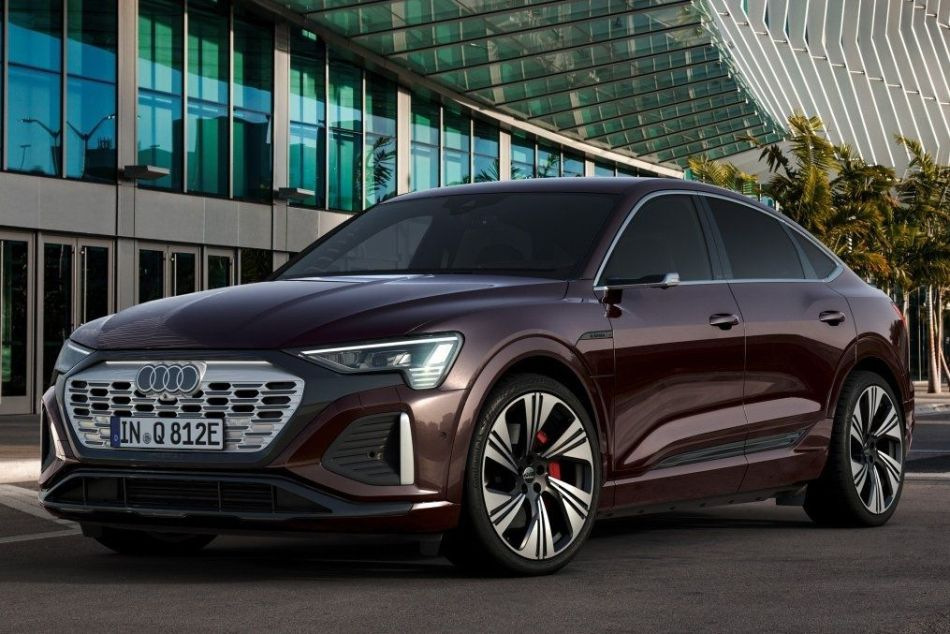 Recenzja wysokowydajnego elektrycznego crossovera Audi Q8 Sportback e-tron