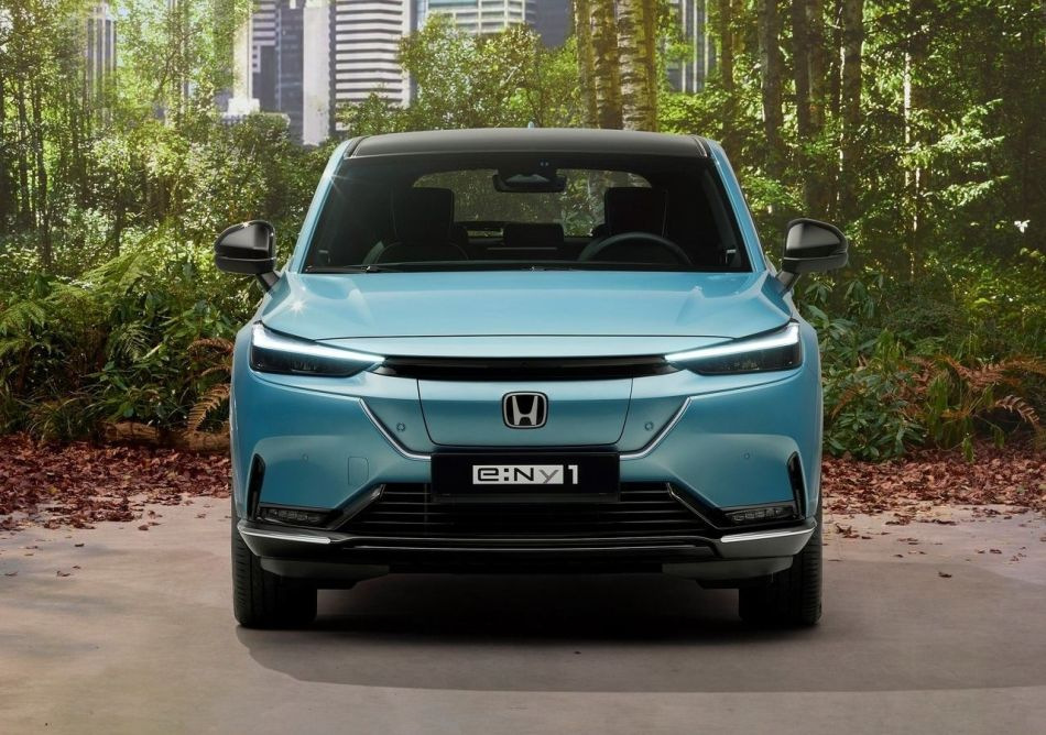 Recenzja elektrycznego crossovera Honda e:Ny1 o mocy 204 koni mechanicznych