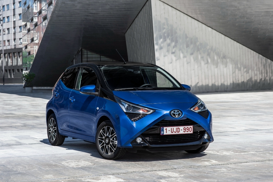 Recenzja zmiany stylizacji Toyoty Aygo drugiej generacji