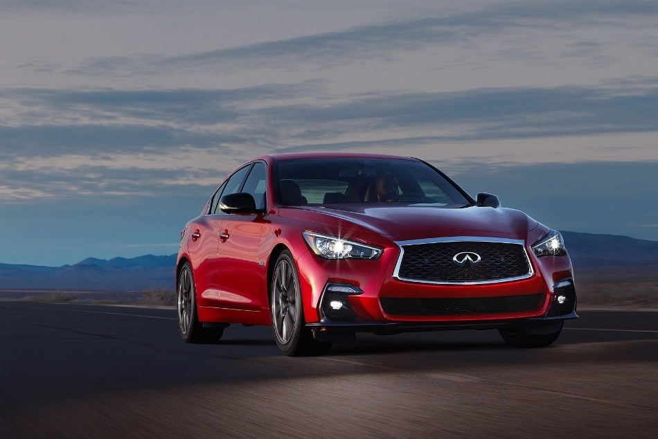 Recenzja sedana premium Infiniti Q50