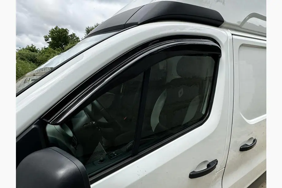 Fiat Talento 2016- Deflektory Okien EuroCap (2 szt) Image