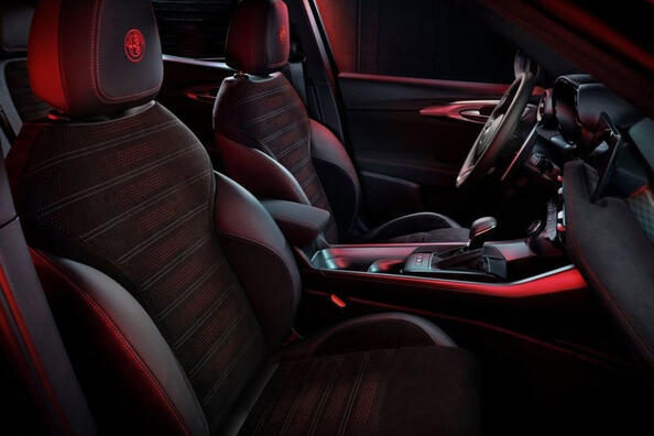 Alfa Romeo Tonale: recenzja kompaktowego włoskiego crossovera Zdjęcie 6