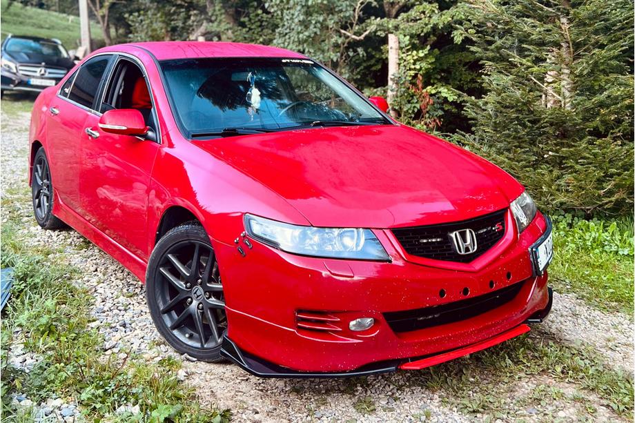 Honda Accord VII 2002-2007 Przedni splitter Niken Red (ABS) Zdjęcia 1