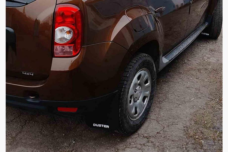 Dacia Duster 2008-2018 Oryginalne chlapacze EuroCap (4 szt.) Zdjęcia 4