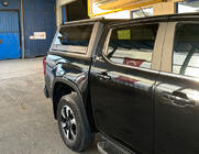 Volkswagen Amarok 2010-2022 Hardtop Omcap zdjęcia 3