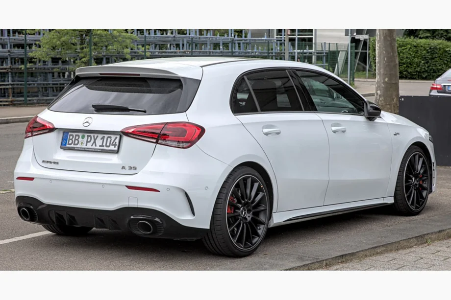 Mercedes A-class W177 2018- Tylny dyfuzor z końcówkami wydechu (Design A35 HB) Image