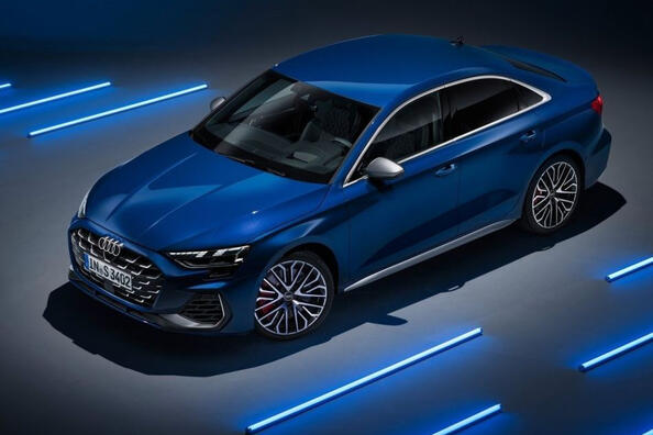 Recenzja zaktualizowanego sportowego sedana Audi S3