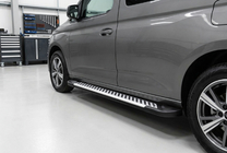 Ford Connect 2021- Progi Boczne Line (2 szt., Aluminium) zdjęcia 1