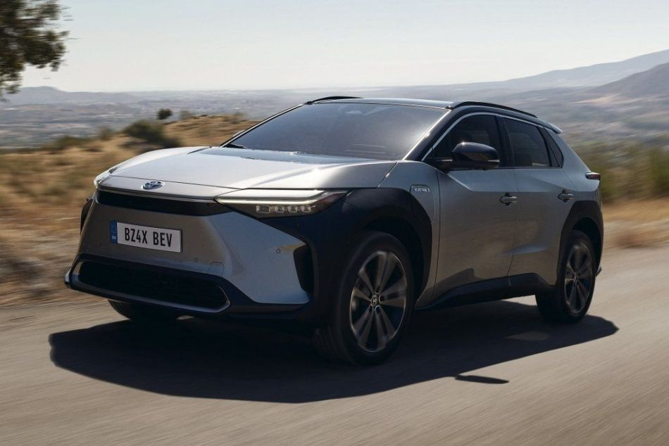 Recenzja Toyoty bZ4X: nowe spojrzenie na mobilność elektryczną