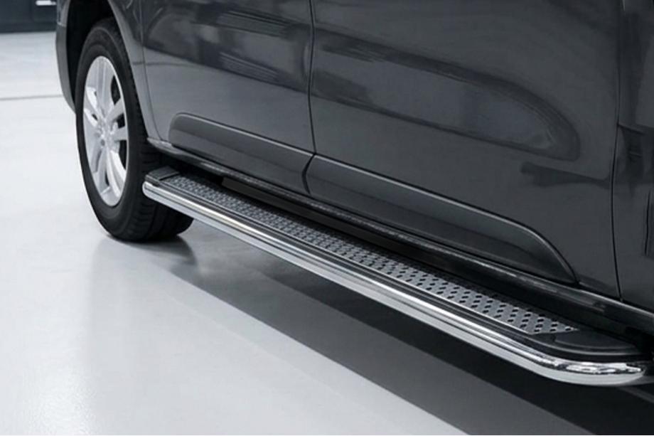 Opel Zafira Life 2019- Progi Boczne Maydos V2 (2 szt., Aluminium i Stal Nierdzewna) XS – Krótki Rozstaw Osi Zdjęcia 1