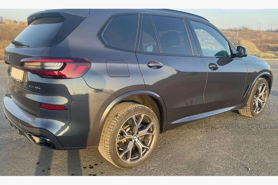 BMW X5 G05 2019–2026 Komplet progów bocznych M-Sport/X5M 2018-2022 (2 szt., do lakierowania) Image