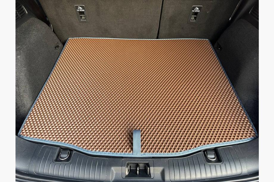 Ford Kuga/Escape 2019- Mata bagażnika EVA (Hybrid, Brązowy) Image