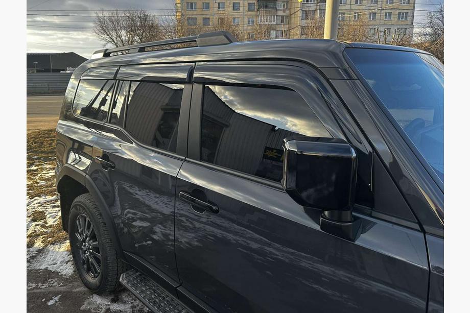 Toyota Land Cruiser Prado 250 2023- Deflektory Okien Niken Luxury (6 szt) Image