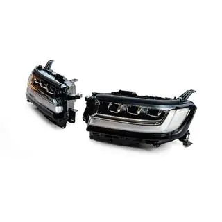 Reflektory przednie Toyota Land Cruiser 300 2021- zdjęcia 3