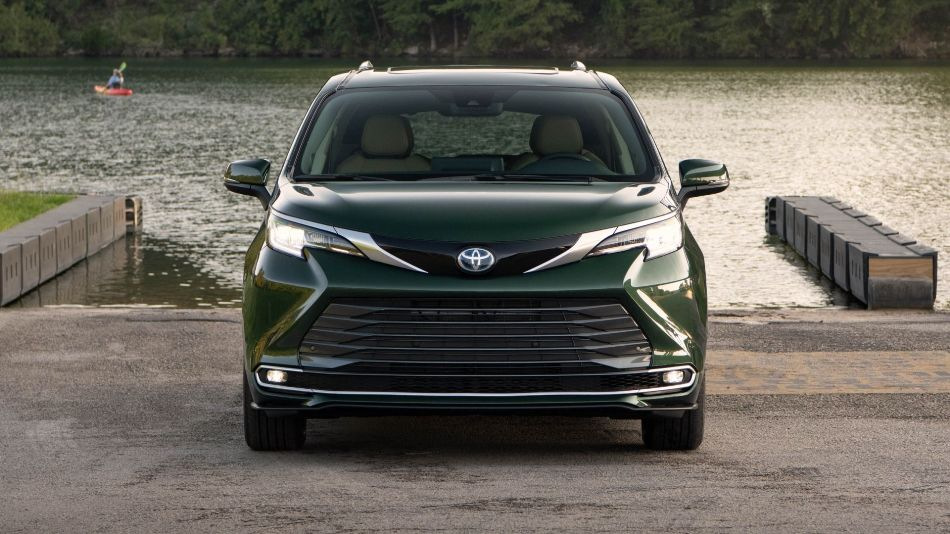 Recenzja czwartej wersji minivana Toyota Sienna