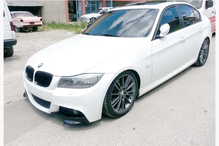 BMW 3 Series E90/E91 2005-2011 Nakładki Front Flap DPT (do E90 M-Sport 2008-2011, Czarny Połysk, 2 szt.) Zdjęcia 2