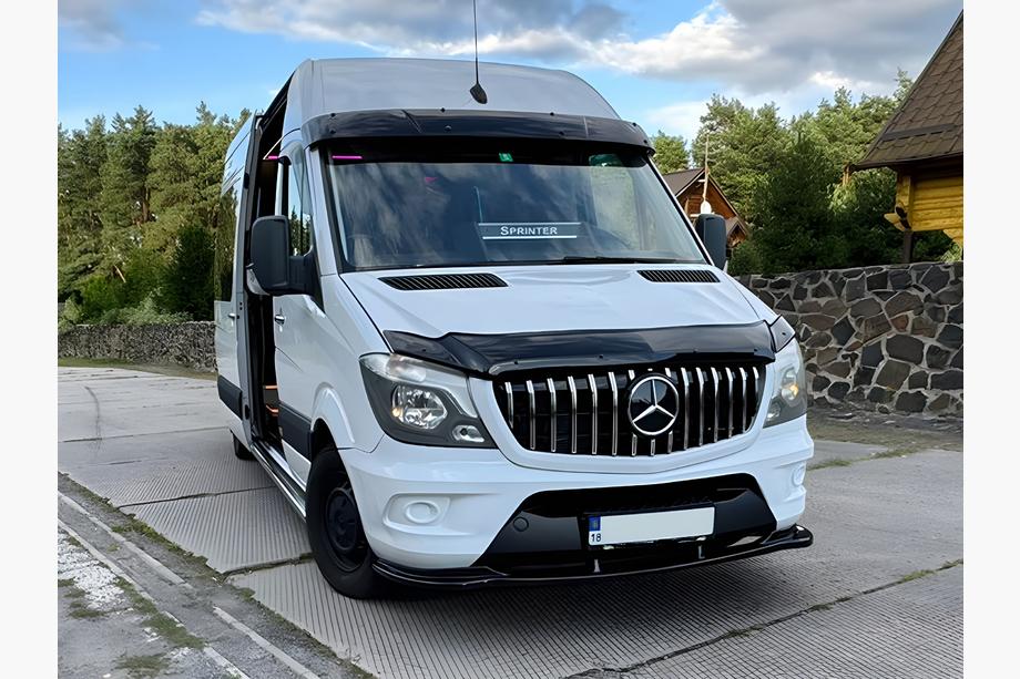 Mercedes Sprinter W906 2006–2018 Przedni splitter DPT (Czarny Połysk) Zdjęcia 3