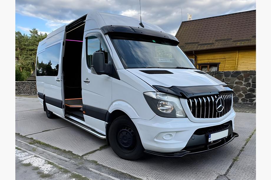 Mercedes Sprinter W906 2006–2018 Przedni splitter DPT (Czarny Połysk) Zdjęcia 4