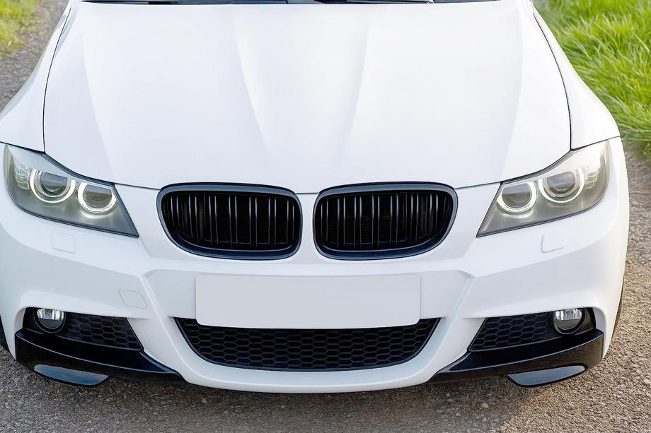BMW 3 Series E90/E91 2005-2011 Nerki M-Look (2008-2011, Czarny Połysk) Image