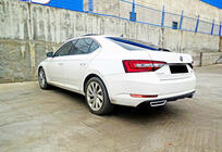 Skoda Superb 2015-2024 Dyfuzor Tylny DPT V-2 (Czarny Połysk) zdjęcia 2