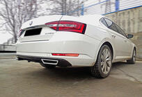 Skoda Superb 2015-2024 Dyfuzor Tylny DPT V-2 (Czarny Połysk) zdjęcia 6