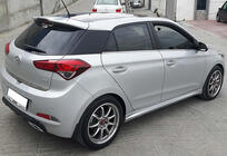 Hyundai I-20 2014-2020 Progi Boczne DPT (2014-2018, Czarny Połysk) zdjęcia 3