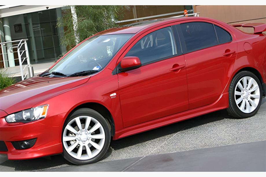 Mitsubishi Lancer X 2008- Progi Boczne DPT (zagruntowane do malowania) Image