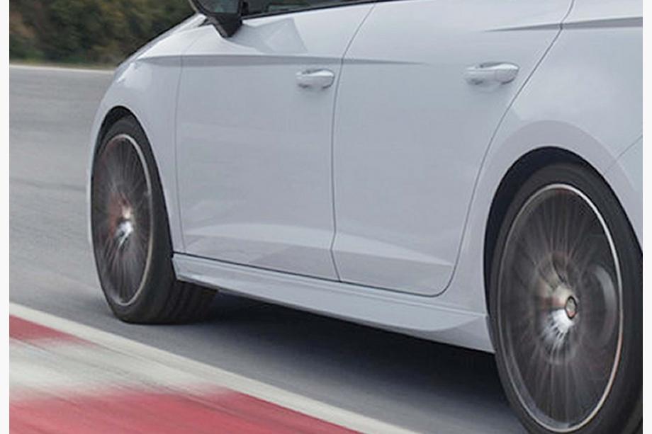 Renault Megane IV 2016-2025 Progi Boczne DPT (SD, do lakierowania) Image