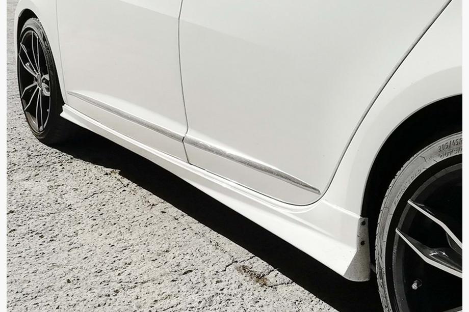 Seat Ibiza 2010-2017 Progi Boczne DPT V-2 (Czarny Połysk) Image