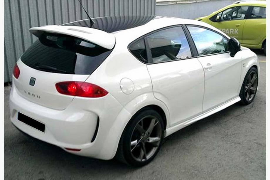 Seat Leon 2005-2012 Progi boczne DPT (do lakierowania) Zdjęcia 3