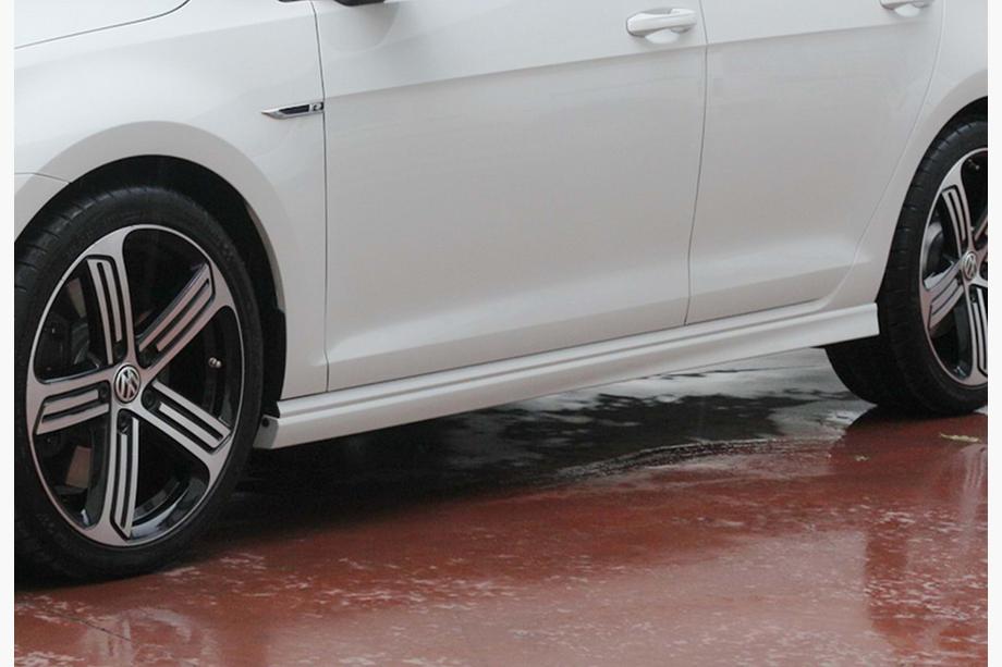 Volkswagen Golf 7/E-Golf 2012-2020 Progi boczne DPT V-6 (do lakierowania) Zdjęcia 3