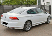 Volkswagen Passat B8 2015-2023 Progi Boczne DPT (zagruntowane do malowania) zdjęcia 4