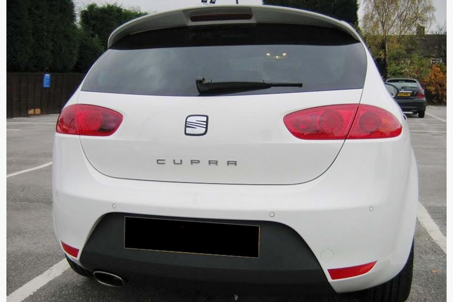 Seat Leon 2005-2012 Spoiler DPT V-4 (2009-2012, Czarny Połysk) Zdjęcia 1