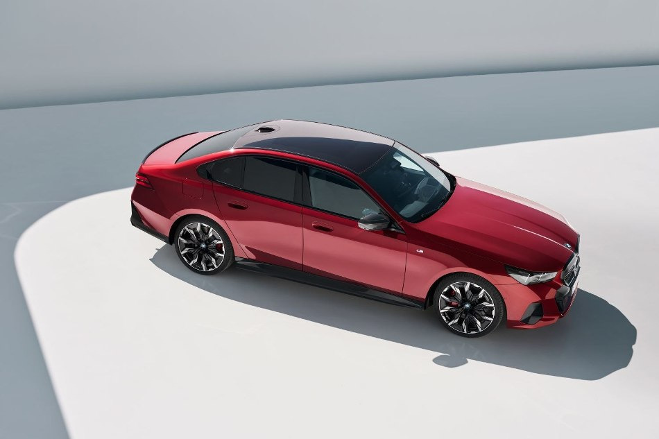 Recenzja BMW i5: moc elektryczna w klasie biznes