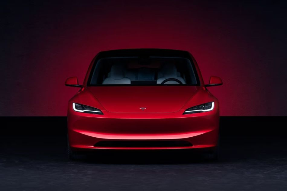 Recenzja Tesli Model 3 z 2023 r.: nowe spojrzenie na mobilność elektryczną