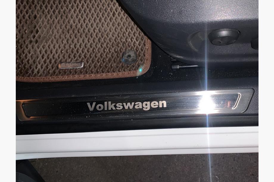 Volkswagen Uniwersalne nakładki progowe Volkswagen V-1 (4 szt., stal nierdzewna) Zdjęcia 7