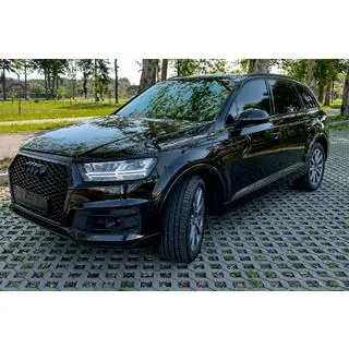 Przedni grill w stylu RSQ7 (2015-2019, czarny)