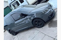Volkswagen Caddy 2004-2010 Progi Boczne Performance (czarne) zdjęcia 1