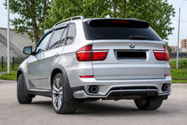 BMW X5 E70 2007-2013 Nakładka na tylny zderzak (2010-2013, do lakierowania) zdjęcia 1