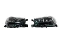 Toyota Hilux 2015- Reflektory przednie 2020+ (2 szt) zdjęcia 4