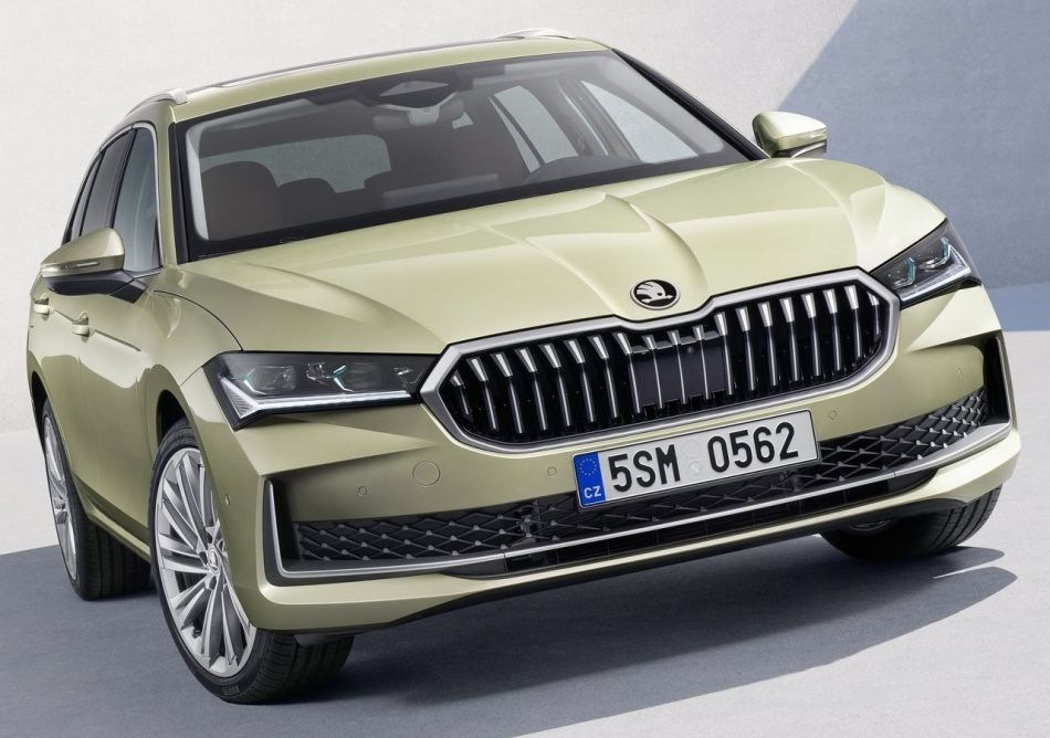 Skoda Superb Combi 2024: recenzja kombi klasy biznes