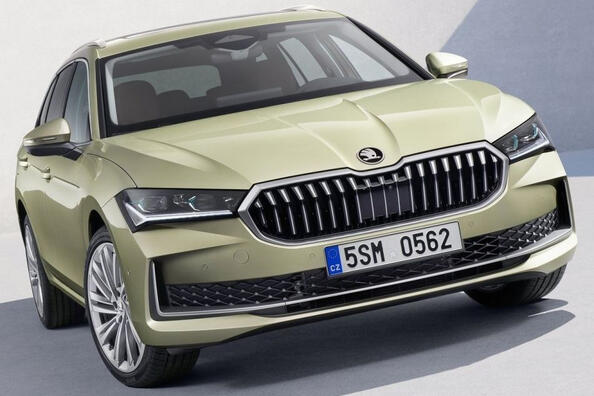 Skoda Superb Combi 2024: recenzja kombi klasy biznes
