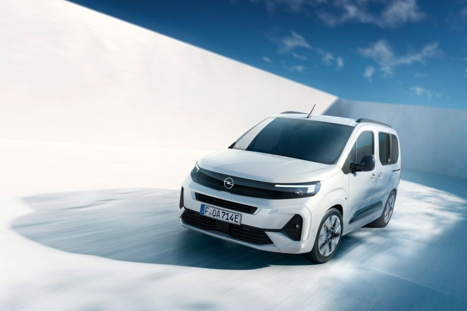 Recenzja Opla Combo Electric: kompaktowy i praktyczny elektryczny minivan