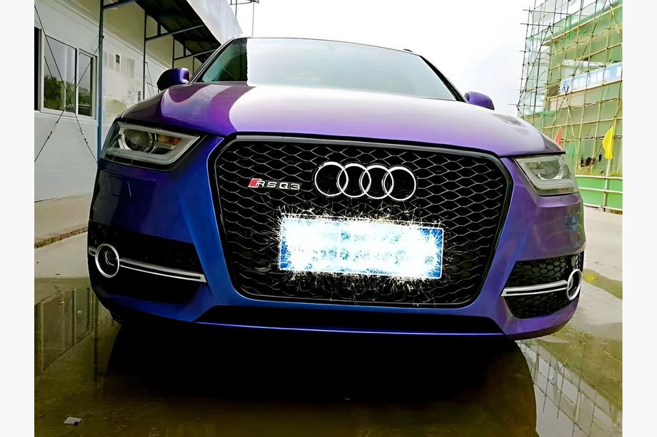 Audi Q3 2011-2019 Przedni grill RSQ3 (2011-2015, czarny) Image