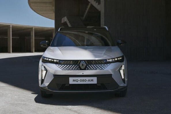 Recenzja elektrycznego crossovera Renault Scenic E-Tech