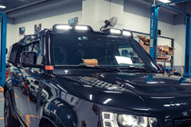 Land Rover Defender 2019- Daszek na szybę czołową z 4 LED zdjęcia 1