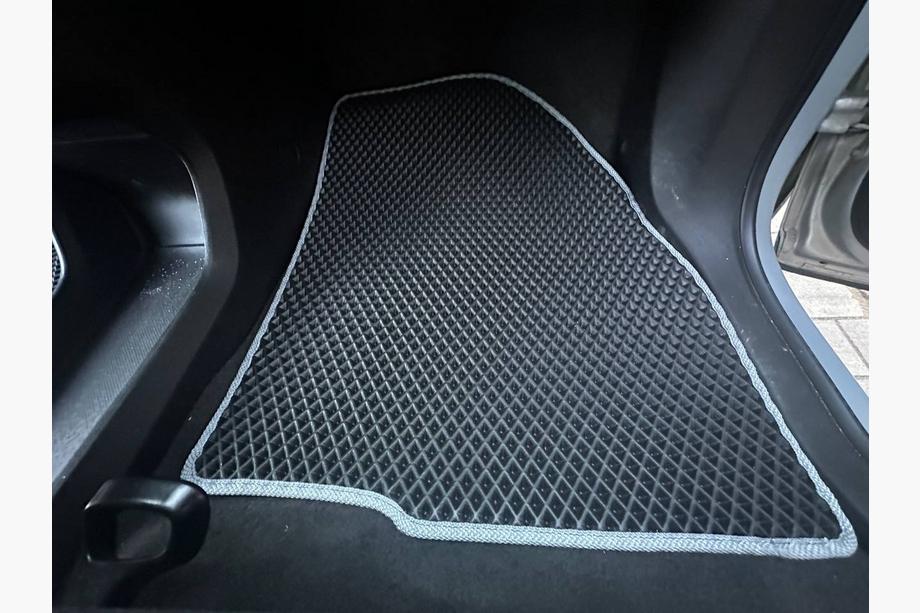 Chevrolet Bolt 2016-2023 Dywaniki EVA (EUV, czarne) Zdjęcia 3